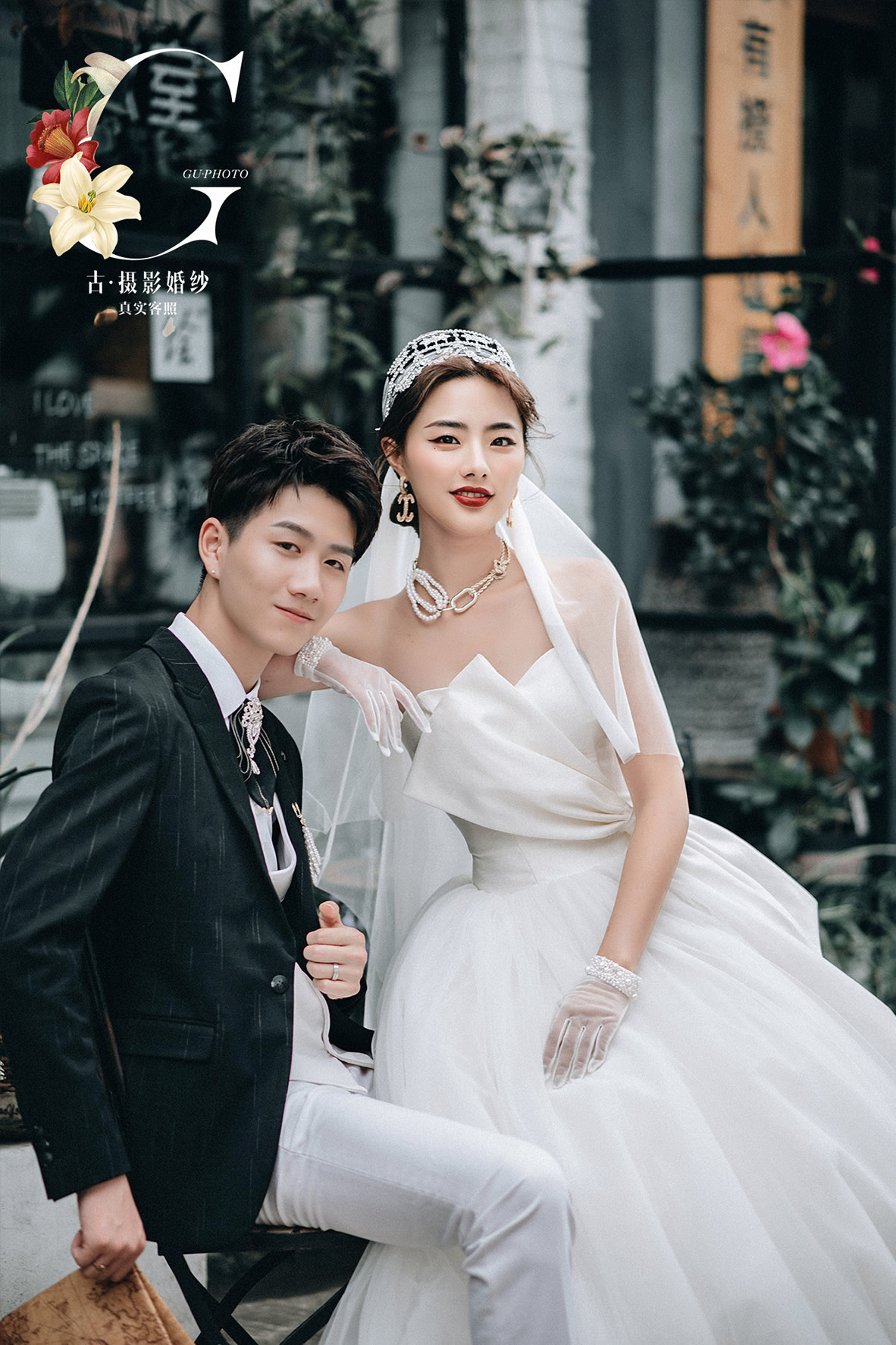 温馨浪漫的甜蜜情侣高清个性韩式婚纱照图片--图片之家